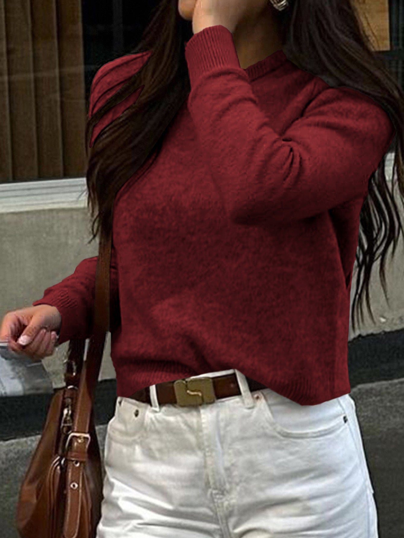 Jumper in Soft-Touch Fine Knit with Crew Neck - wine red side angle