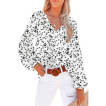 Blouse in Crinkled Floral Chiffon with V-Neck - white spot print full view