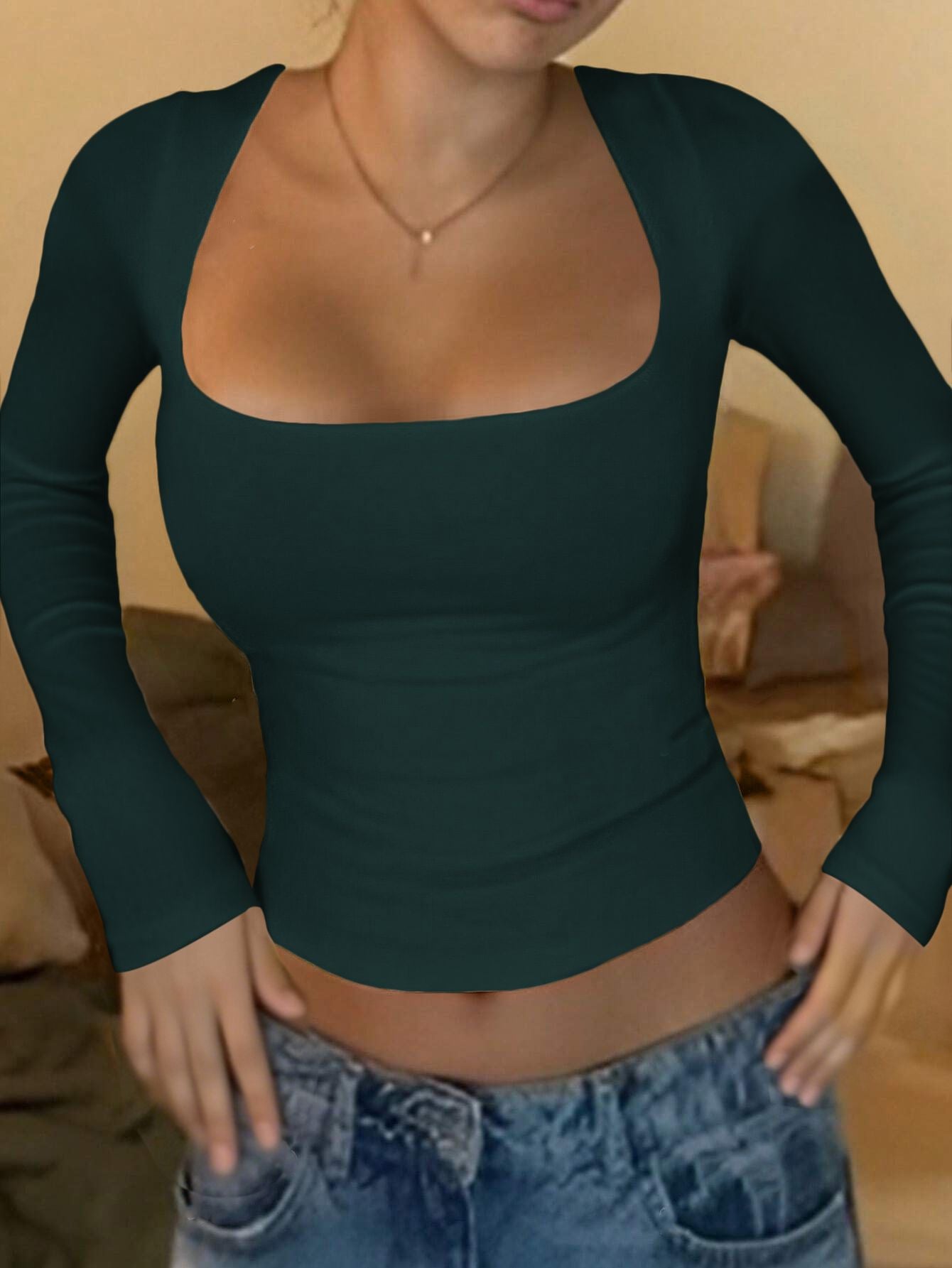 Top with Square Neck and Long Sleeves - dark green front close-up