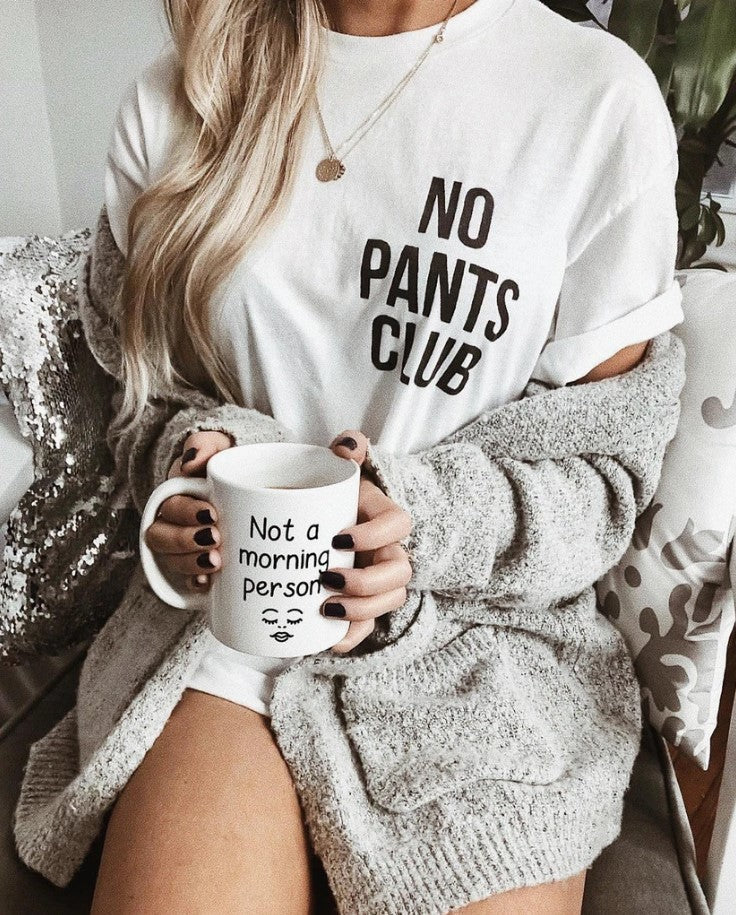 T-Shirt with No Pants Club Slogan Print - white relaxed lounge styling