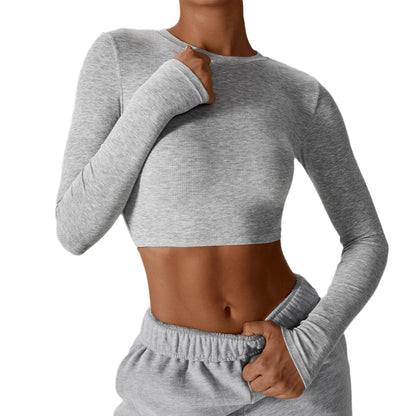 Crop Top with Thumbhole Cuffs in Quick-Dry Stretch - Flower Gray front view