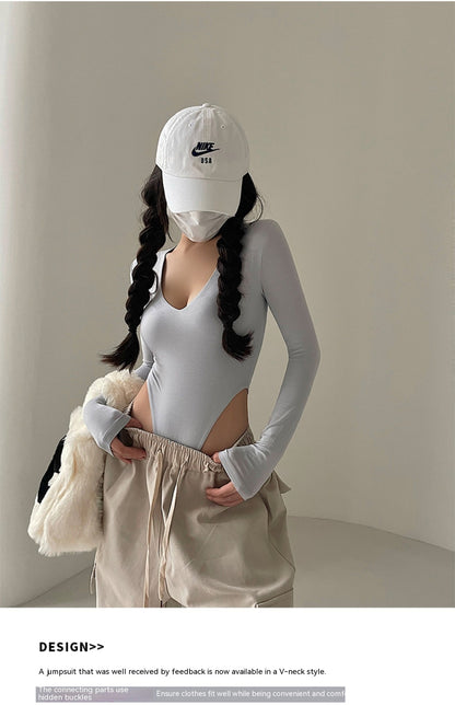 Bodysuit with V-Neck and Long Sleeves in Stretch Cotton - light grey full-length view
