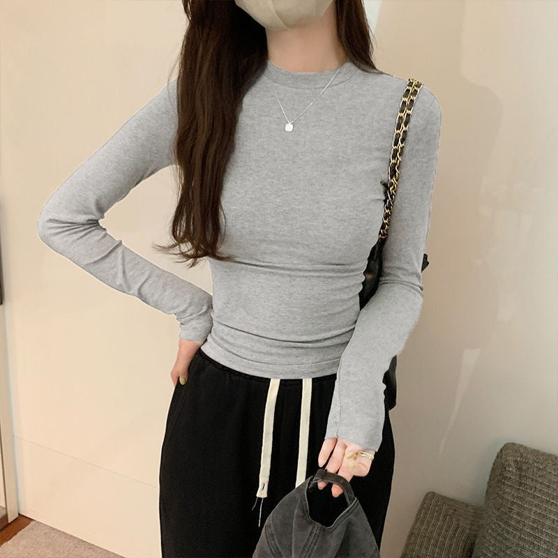T-Shirt Top with Side Ruching and Long Sleeves - light grey front view