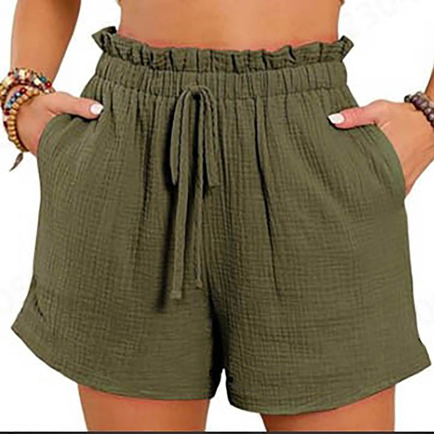 Shorts in Textured Cotton with Paperbag Waist - Army Green close-up of paperbag waist