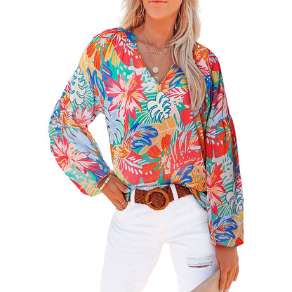 Blouse in Crinkled Floral Chiffon with V-Neck - tropical multicolour floral full view