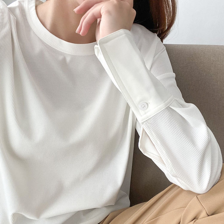 T-Shirt with Extended Cuffs for Layering - white neckline and sleeve close-up