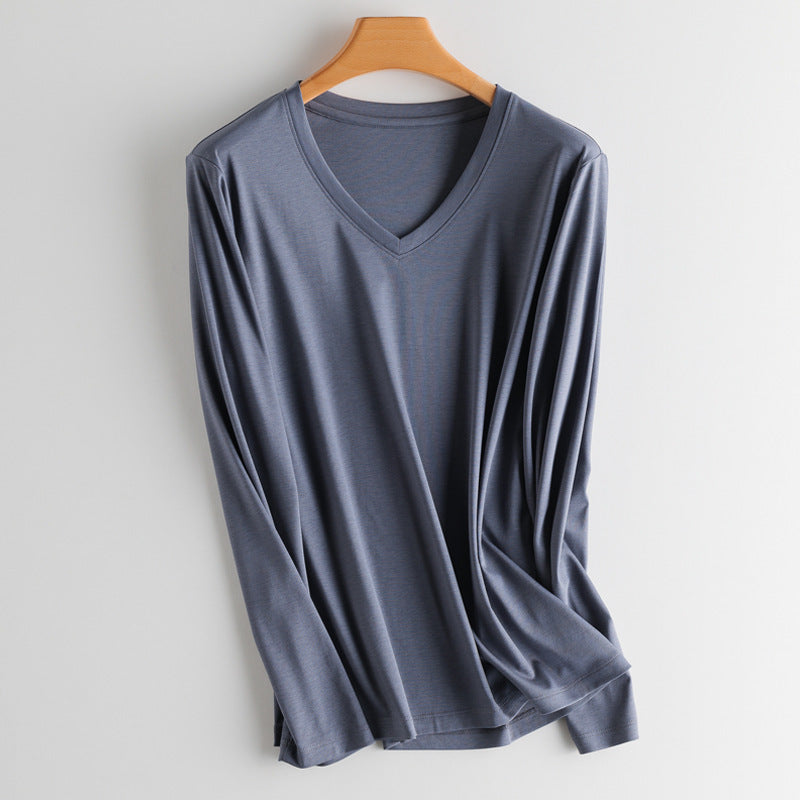 T-Shirt in Soft Drape Jersey with Long Sleeves - grey V-neck front view