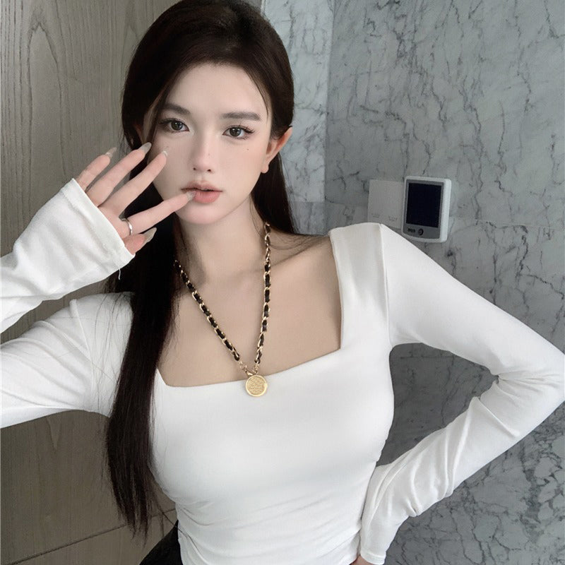 Square-Neck Long-Sleeve Ruched Top - White angled sleeve detail
