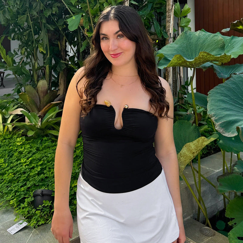 Bandeau Top with Agate Detail - black outdoor styling