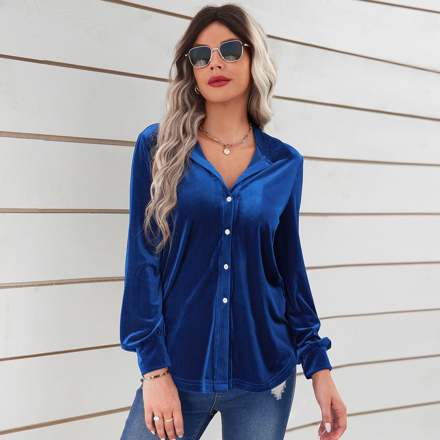 Shirt in Velvet Stripe with Relaxed Longline Fit - royal blue front view