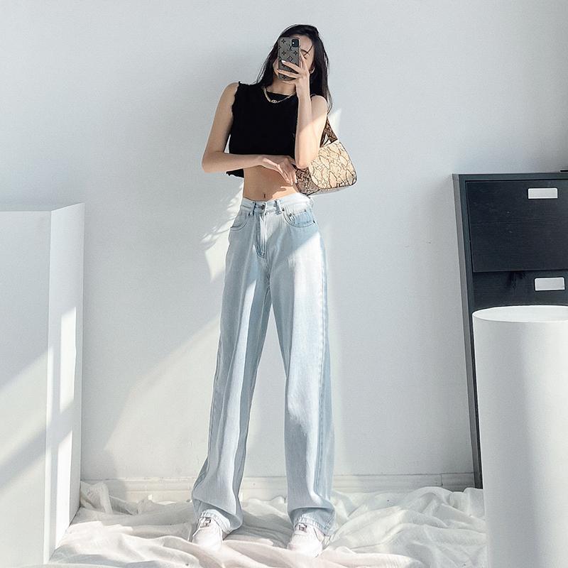 Jeans in Light Blue High-Waist Wide-Leg Denim - front outfit styling