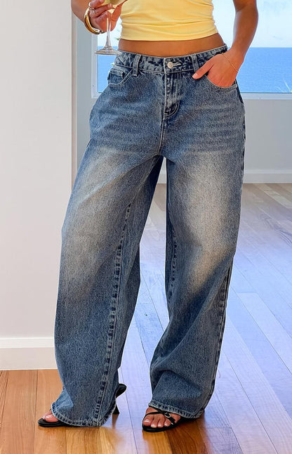Wide-Leg Jeans in Blue Vintage Wash, Full Length - blue front view